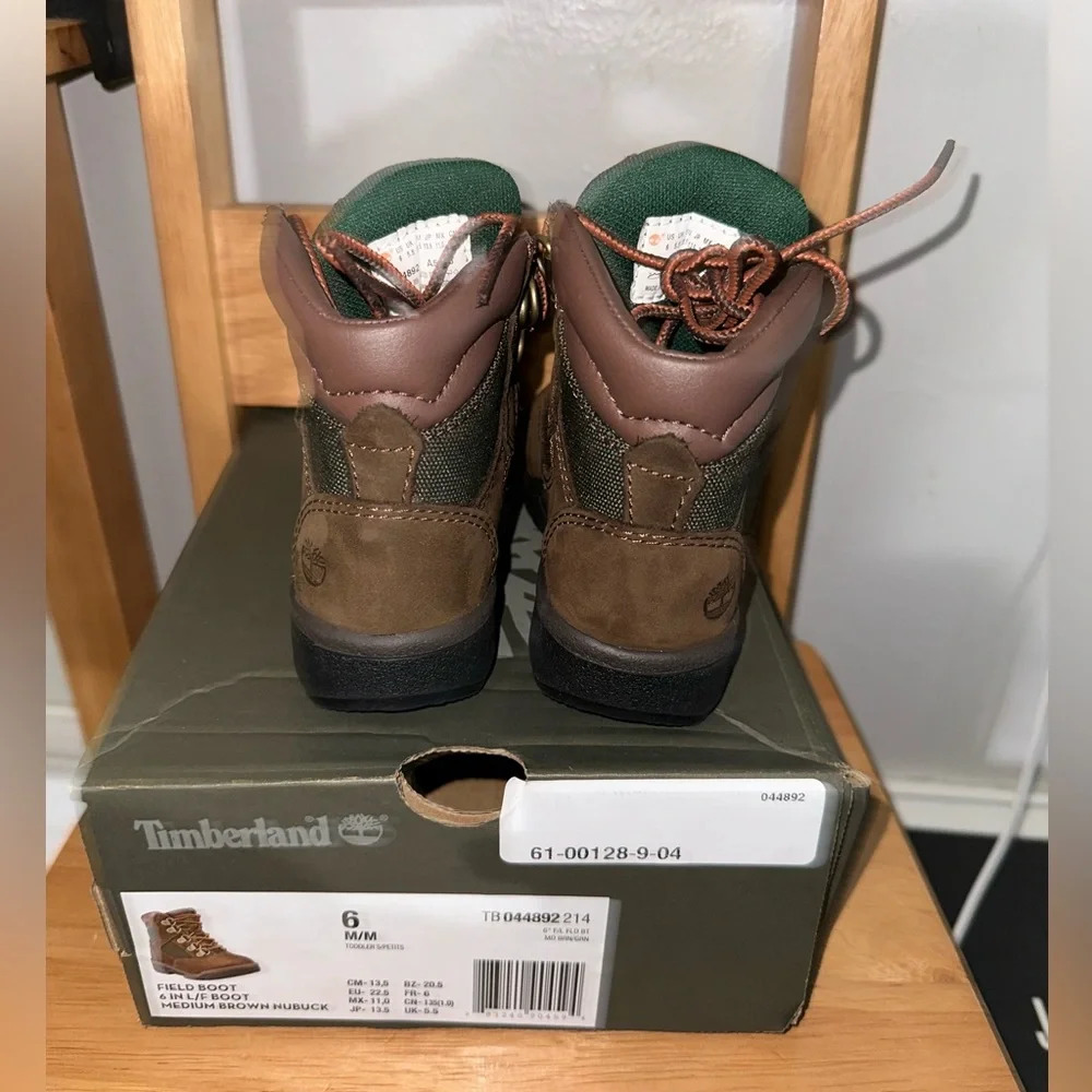 Timberland/ beef and broccoli - Picture 3 of 4